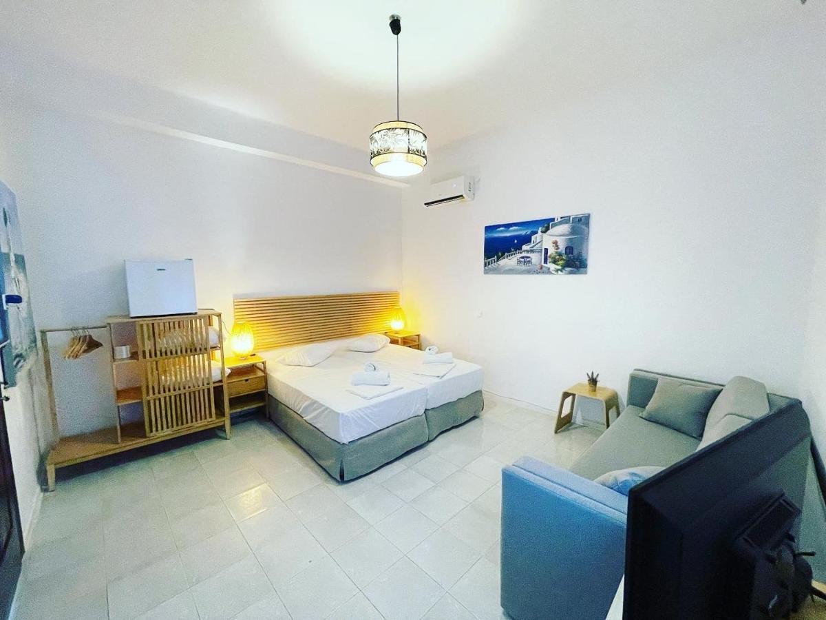 Hotel Albatross Livadi  Esterno foto