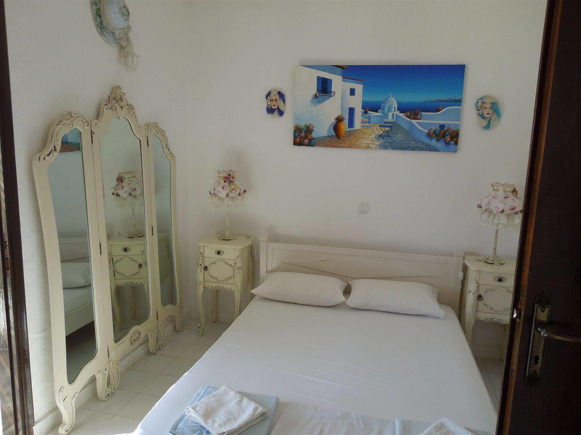 Hotel Albatross Livadi  Esterno foto